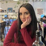 Estudiante apta para dar materias de primaria y ESO